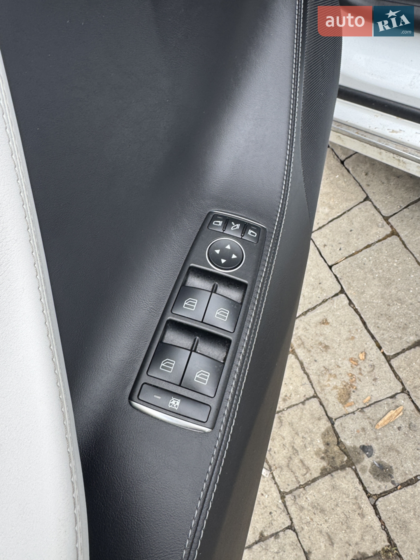 2019 Tesla Model S - мініатюра 23