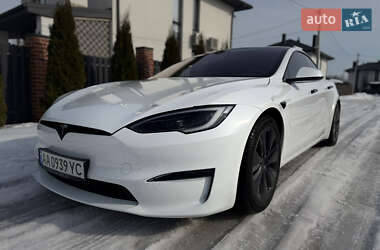 Лифтбек Tesla Model S 2023 в Киеве