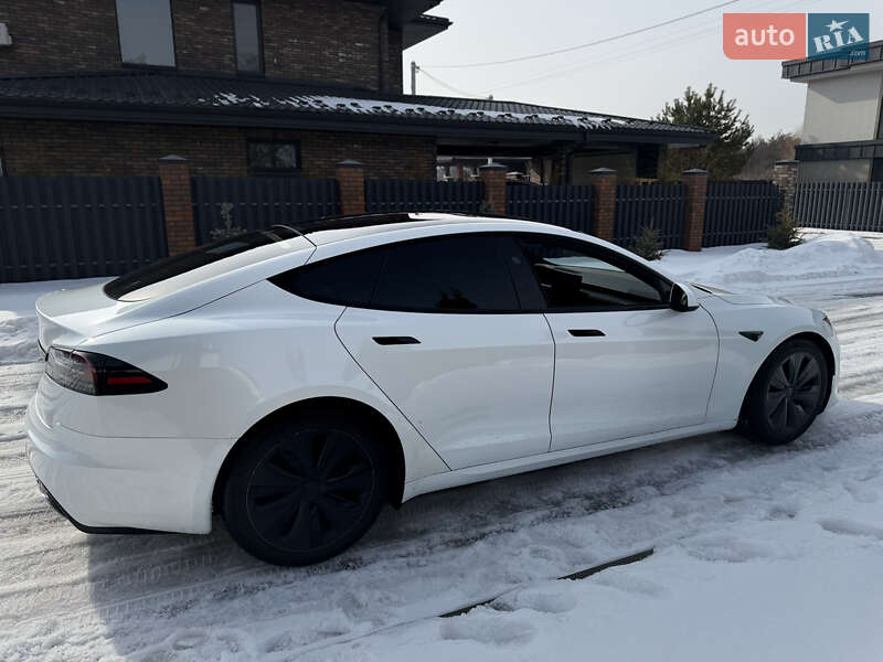 Ліфтбек Tesla Model S 2023 в Києві