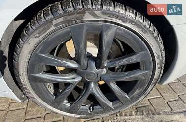 Ліфтбек Tesla Model S 2021 в Фастові