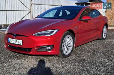 Ліфтбек Tesla Model S 2018 в Радехові