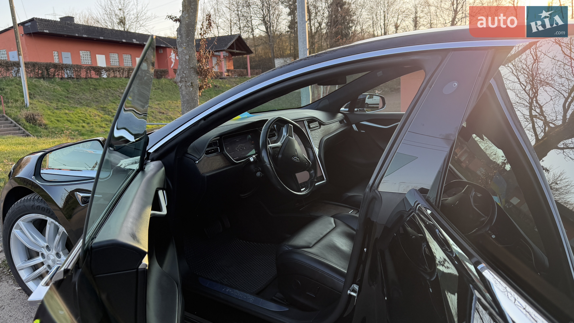 2017 Tesla Model S - мініатюра 13