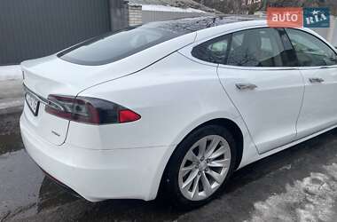 Лифтбек Tesla Model S 2017 в Киеве