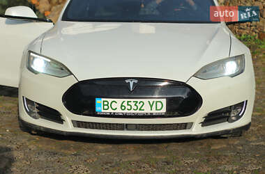 Лифтбек Tesla Model S 2014 в Мукачево