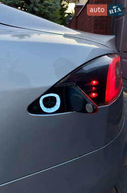 Лифтбек Tesla Model S 2013 в Киеве