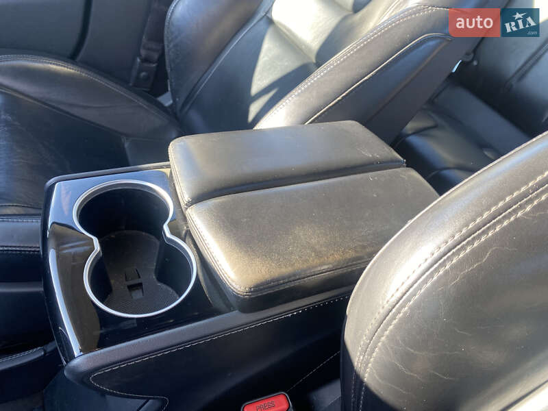 Лифтбек Tesla Model S 2015 в Луцке фото 23 Лифтбек Tesla Model S 2015 в Луцке