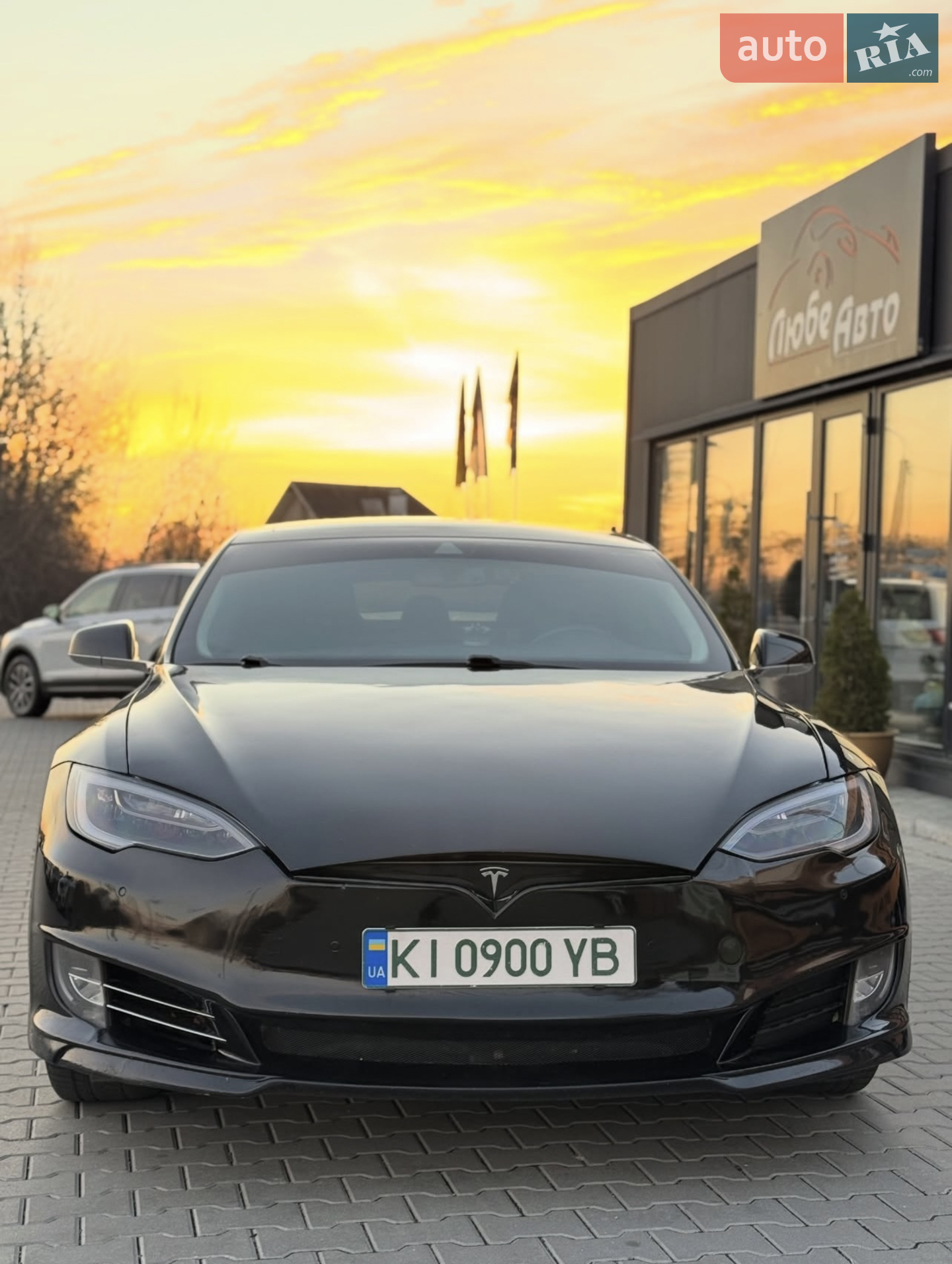 2014 Tesla Model S - мініатюра 2