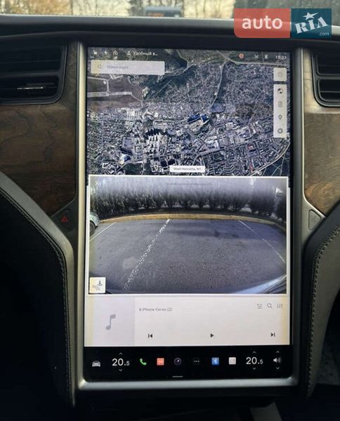 Лифтбек Tesla Model S 2018 в Львове