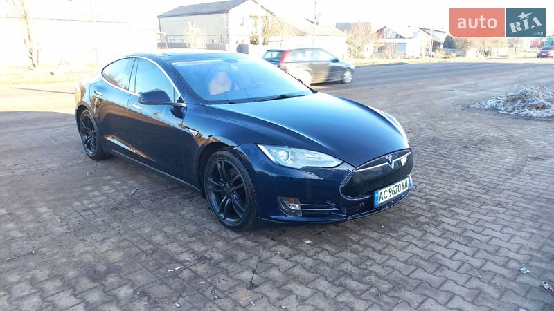 Лифтбек Tesla Model S 2013 в Нововолынске фото 6 Лифтбек Tesla Model S 2013 в Нововолынске