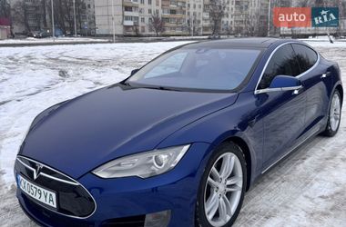 Ліфтбек Tesla Model S 2015 в Харкові