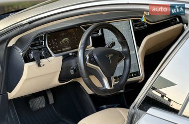 Лифтбек Tesla Model S 2014 в Львове