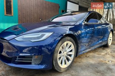 Ліфтбек Tesla Model S 2017 в Богородчанах