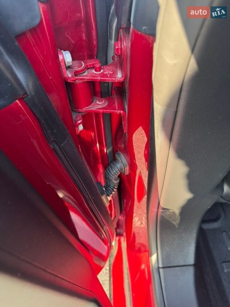 Ліфтбек Tesla Model S 2014 в Черкасах фото 39 Ліфтбек Tesla Model S 2014 в Черкасах