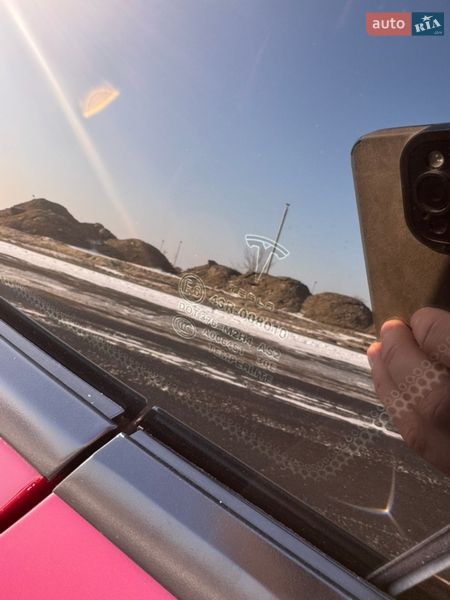 Ліфтбек Tesla Model S 2014 в Черкасах фото 47 Ліфтбек Tesla Model S 2014 в Черкасах