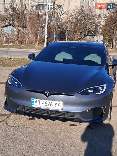 Лифтбек Tesla Model S 2021 в Коломые