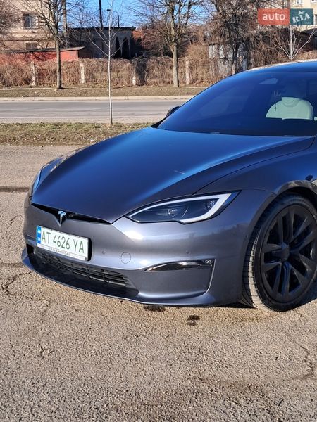 Лифтбек Tesla Model S 2021 в Коломые