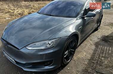 Ліфтбек Tesla Model S 2013 в Львові