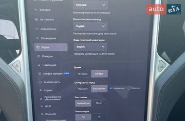 Ліфтбек Tesla Model S 2015 в Львові