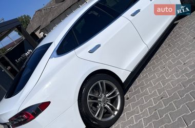 Ліфтбек Tesla Model S 2014 в Шумську