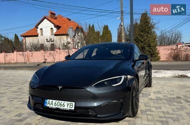 Лифтбек Tesla Model S 2023 в Киеве