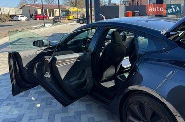 Лифтбек Tesla Model S 2023 в Киеве
