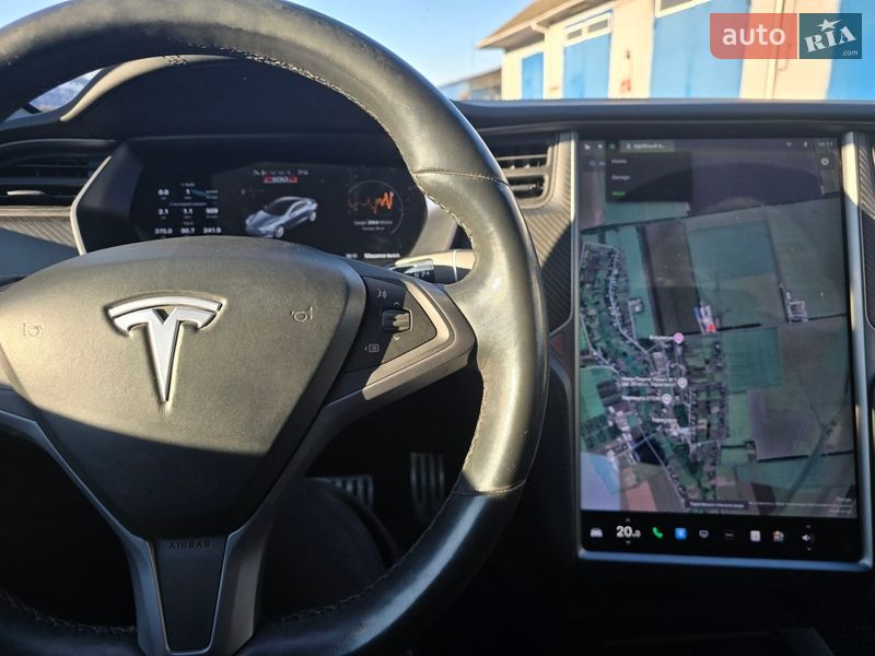 Лифтбек Tesla Model S 2018 в Кропивницком