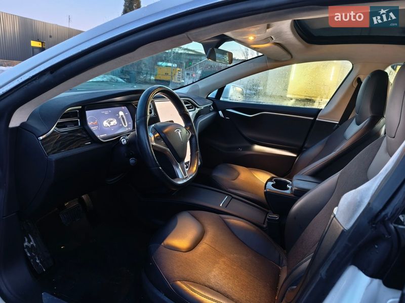 Ліфтбек Tesla Model S 2016 в Білій Церкві