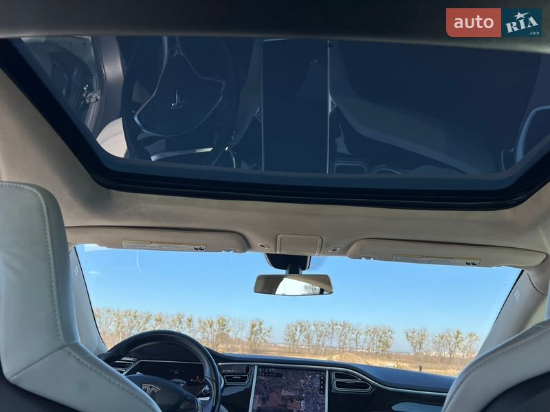 Лифтбек Tesla Model S 2013 в Ровно фото 29 Лифтбек Tesla Model S 2013 в Ровно