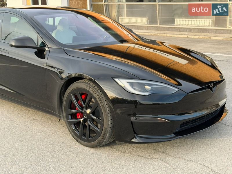 Ліфтбек Tesla Model S 2024 в Запоріжжі