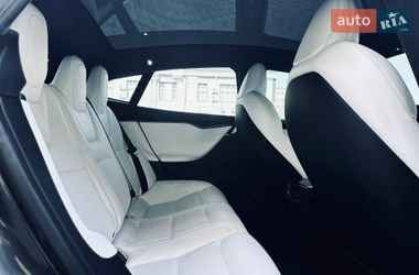 Лифтбек Tesla Model S 2020 в Одессе