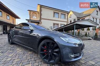 Лифтбек Tesla Model S 2014 в Софиевской Борщаговке