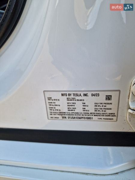 Лифтбек Tesla Model S 2023 в Одессе