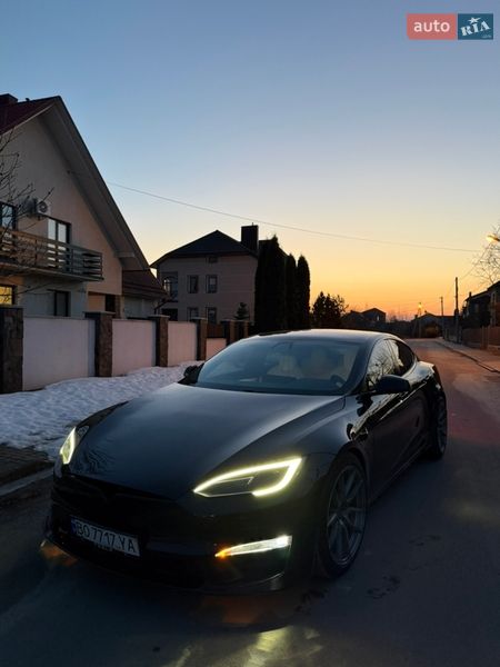 Лифтбек Tesla Model S 2022 в Тернополе