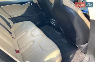 Лифтбек Tesla Model S 2014 в Киеве