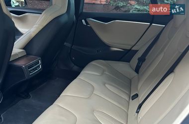 Ліфтбек Tesla Model S 2016 в Рівному