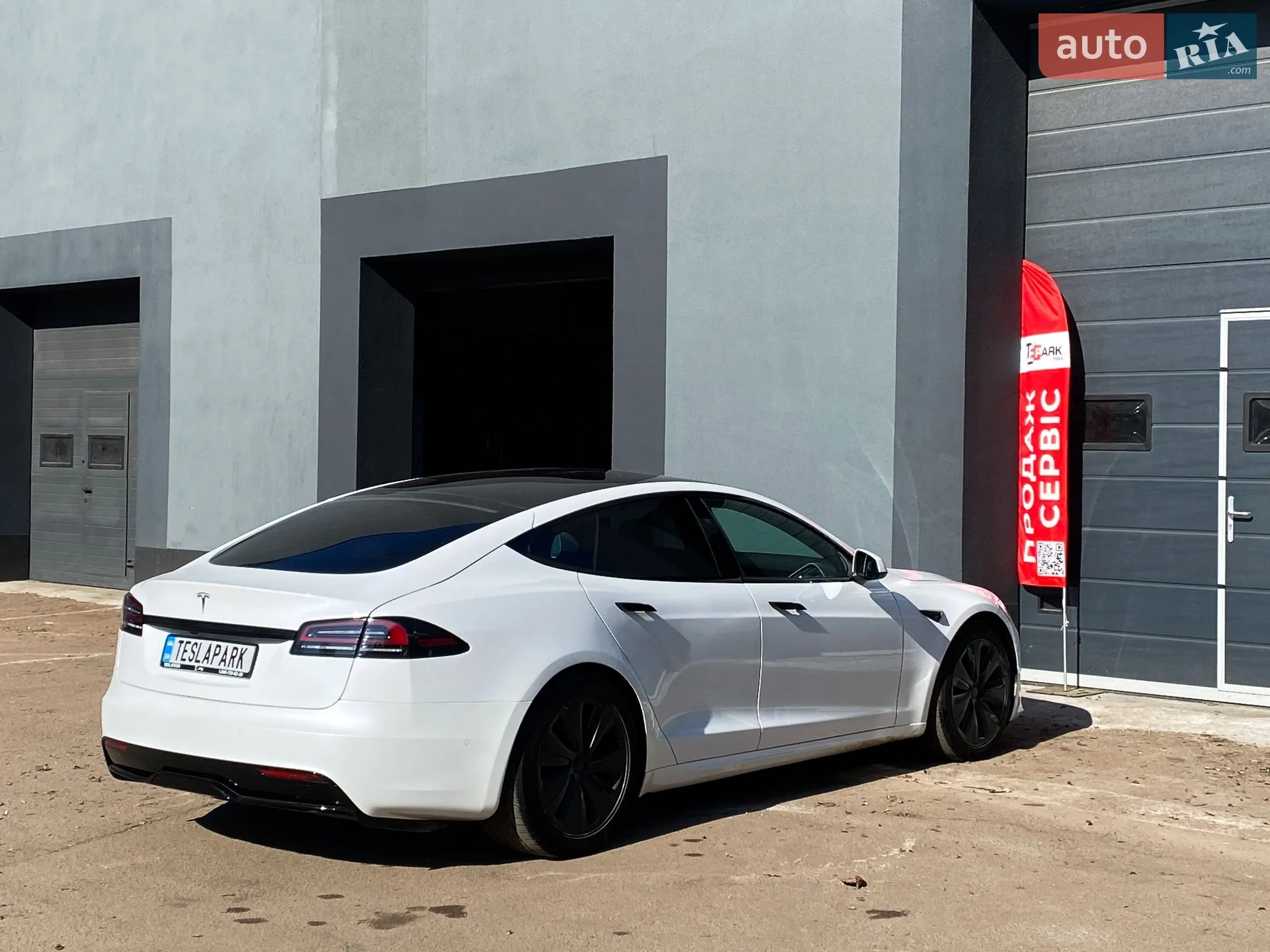 2022 Tesla Model S - мініатюра 10