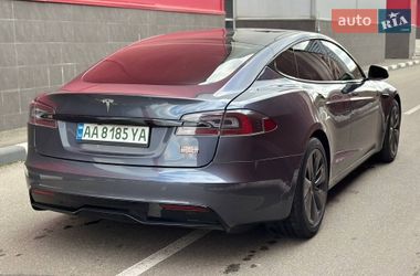Лифтбек Tesla Model S 2022 в Киеве