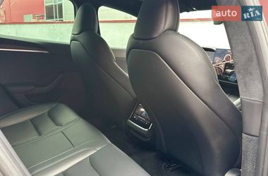 Лифтбек Tesla Model S 2022 в Киеве