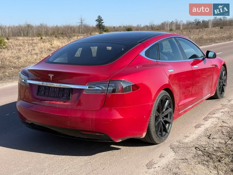 Ліфтбек Tesla Model S 2018 в Києві фото 11 Ліфтбек Tesla Model S 2018 в Києві