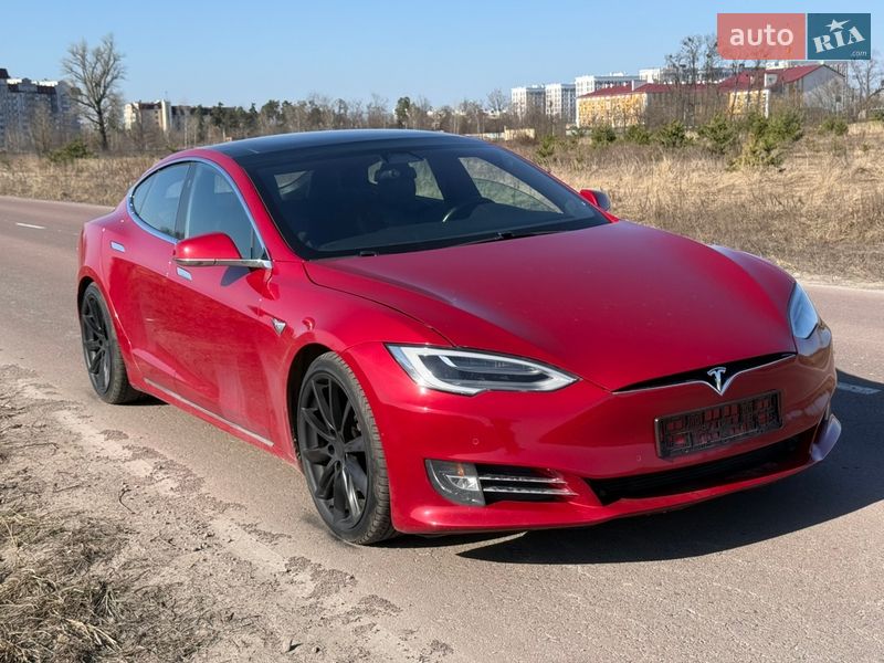 Ліфтбек Tesla Model S 2018 в Києві фото 5 Ліфтбек Tesla Model S 2018 в Києві