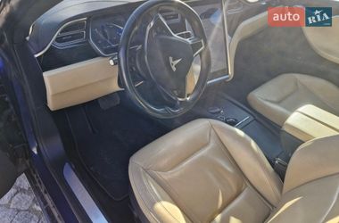 Лифтбек Tesla Model S 2016 в Киеве