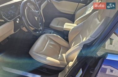 Лифтбек Tesla Model S 2016 в Киеве