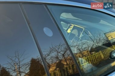 Лифтбек Tesla Model S 2016 в Виннице