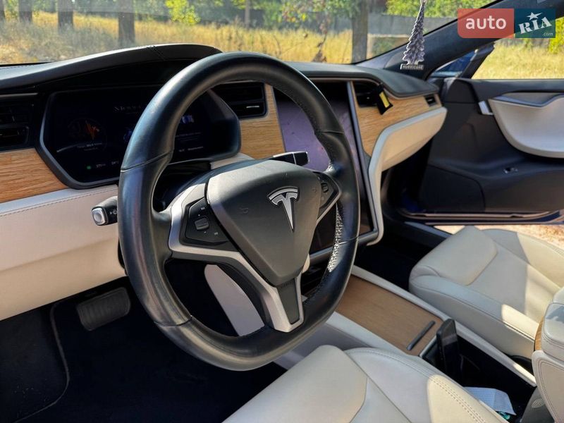 Ліфтбек Tesla Model S 2020 в Білгороді-Дністровському