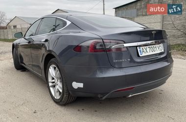 Лифтбек Tesla Model S 2015 в Харькове