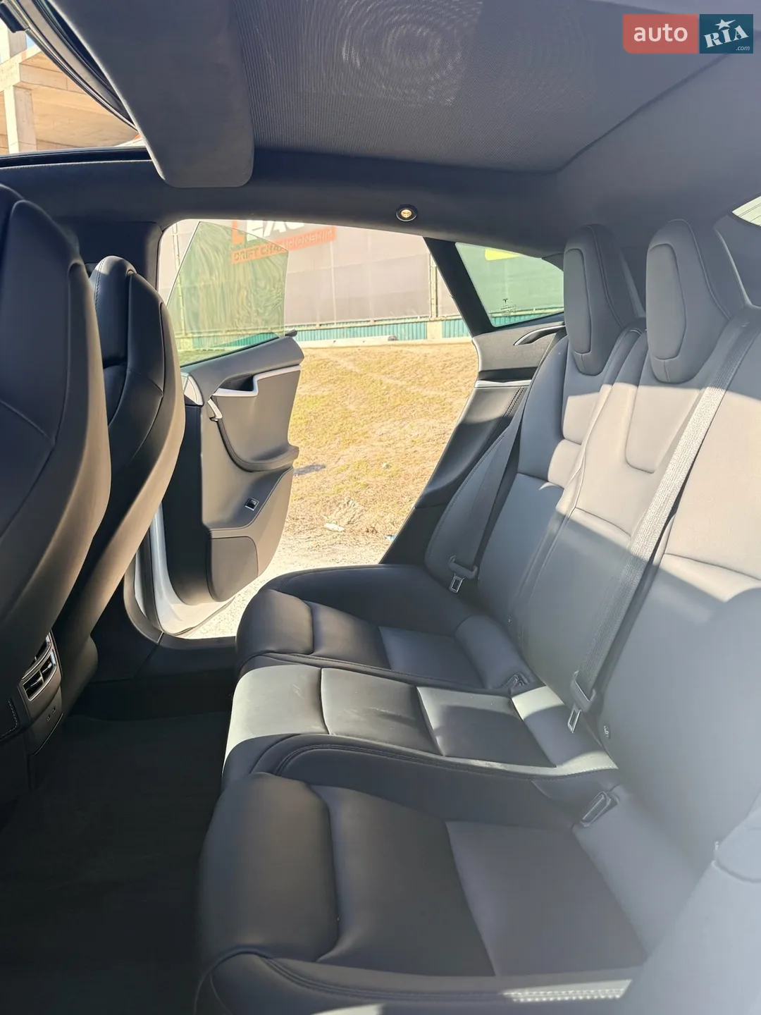 2018 Tesla Model S - мініатюра 13