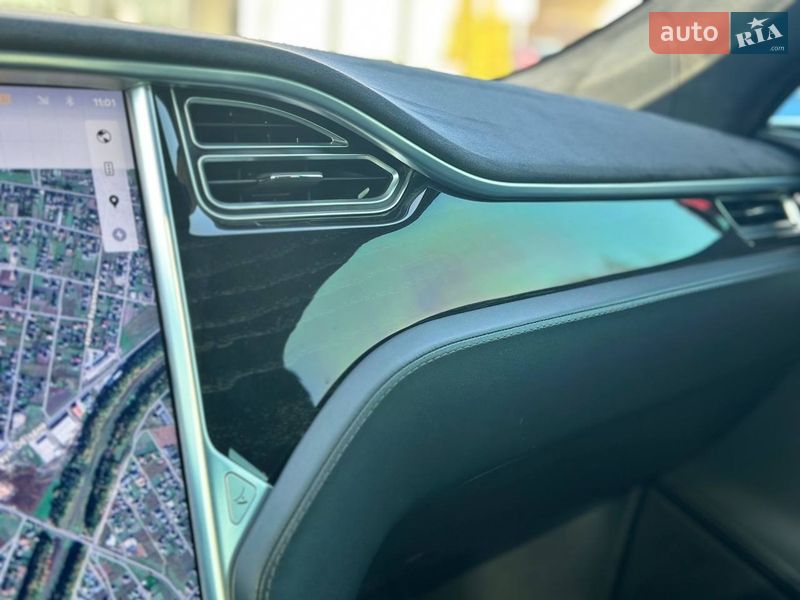 Лифтбек Tesla Model S 2016 в Луцке фото 14 Лифтбек Tesla Model S 2016 в Луцке