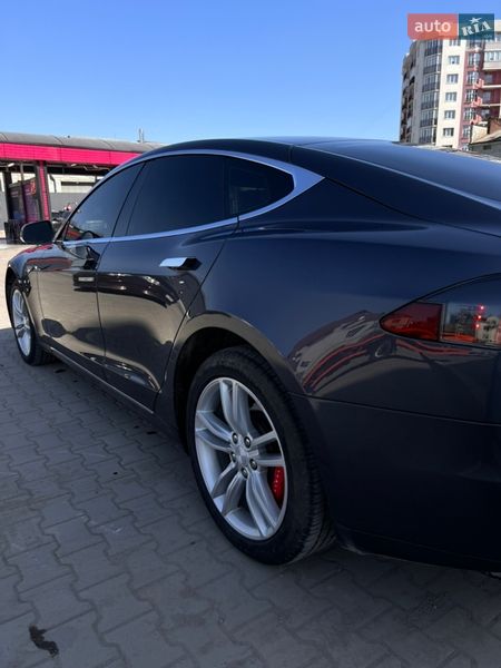 Лифтбек Tesla Model S 2015 в Львове фото 4 Лифтбек Tesla Model S 2015 в Львове