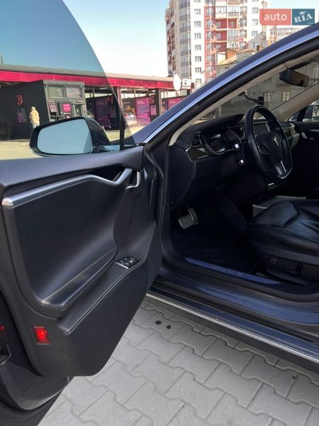 Лифтбек Tesla Model S 2015 в Львове фото 8 Лифтбек Tesla Model S 2015 в Львове