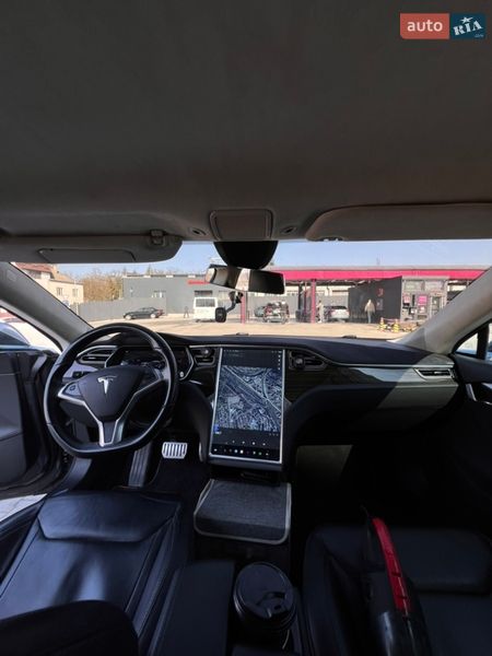 Лифтбек Tesla Model S 2015 в Львове фото 9 Лифтбек Tesla Model S 2015 в Львове